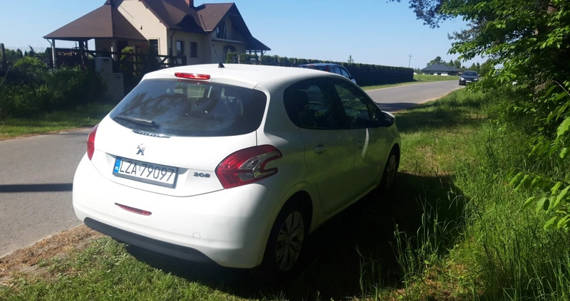 Peugeot 208 cena 23000 przebieg: 150000, rok produkcji 2014 z Zamość małe 37